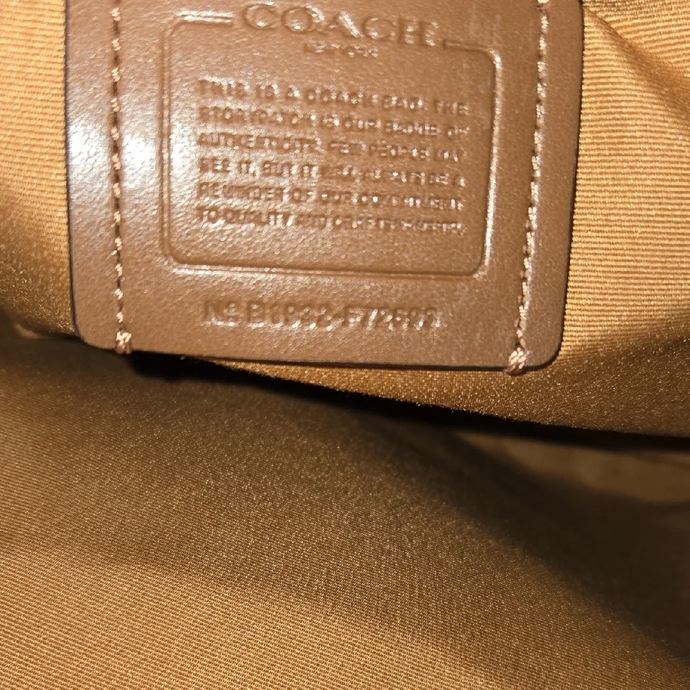 Coach Beige and White Signature Shoulder Bag - Picture 10 of 16